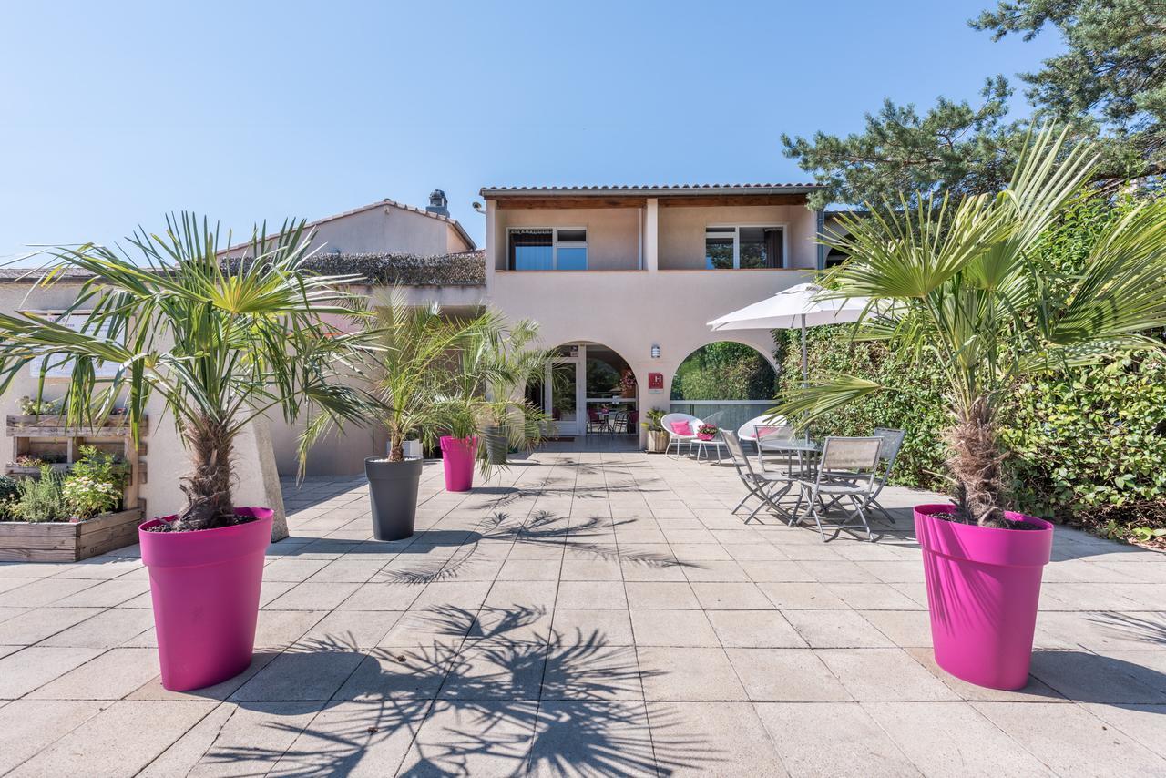 Le Clos Des Bruyeres Vallon-Pont-d'Arc Exterior photo